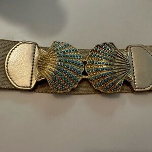 Gold Lilly Pulitzer belt